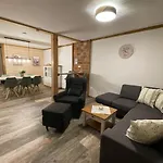 Lägenhet Ferienwohung Zirbe By Interhome *