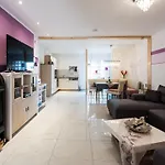 Ferienwohung Zirbe By Interhome *